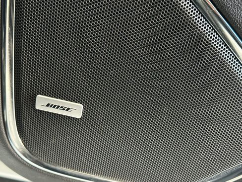 Used 2020 Chevrolet Suburban Premier image 23