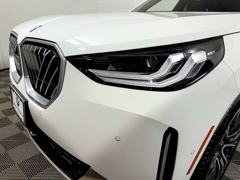 Used 2025 BMW X3 xDrive30i w/ Premium Package image 27