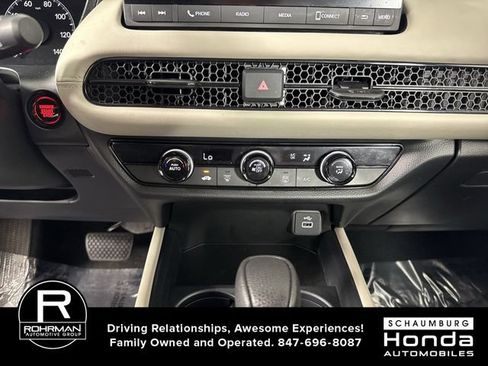 Certified 2024 Honda HR-V LX image 9