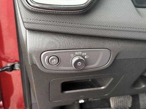 Used 2025 Chevrolet TrailBlazer LT image 20