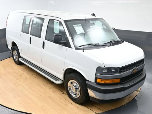 Used 2024 Chevrolet Express 2500 w/ Driver Convenience Package image 36