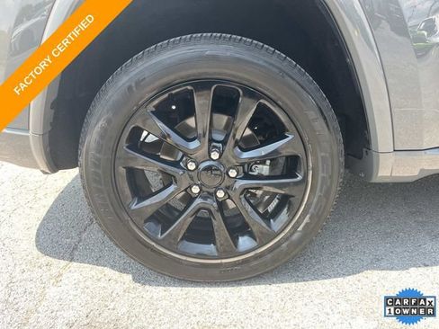 Certified 2020 Jeep Grand Cherokee Altitude RWD image 12