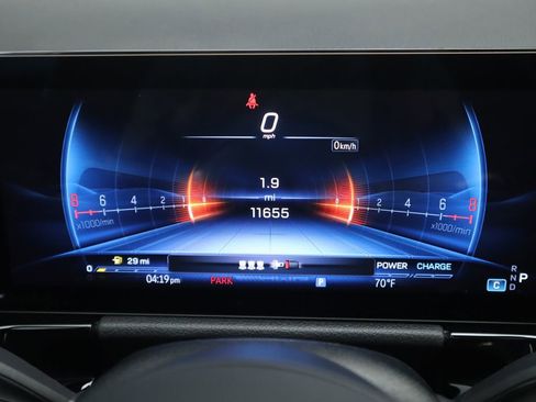 Used 2025 Mercedes-Benz GLA 35 AMG 4MATIC image 34