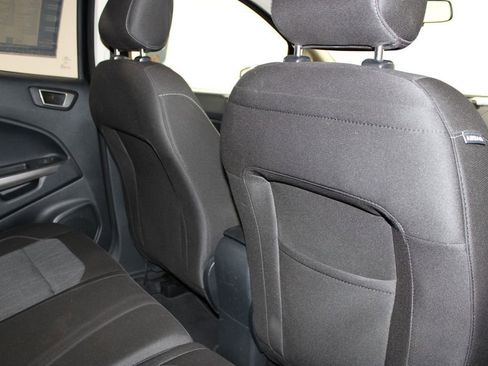 Used 2020 Ford EcoSport SE image 29