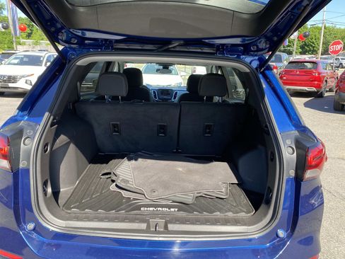 Used 2023 Chevrolet Equinox LS w/ LS Convenience Package AWD/4WD image 6