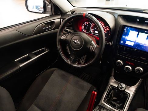 Used 2014 Subaru Impreza WRX Hatchback image 11