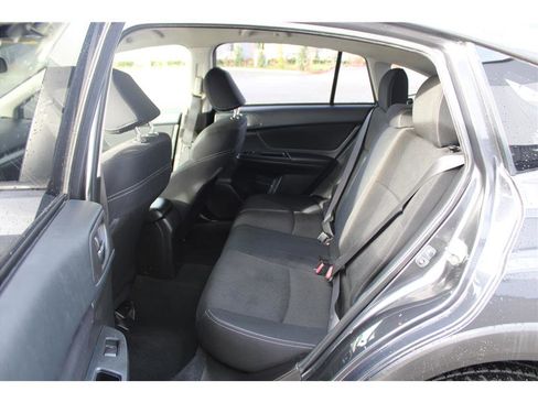 Used 2014 Subaru Crosstrek 2.0i Premium image 12