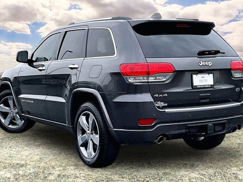 Used 2015 Jeep Grand Cherokee Overland AWD/4WD image 4