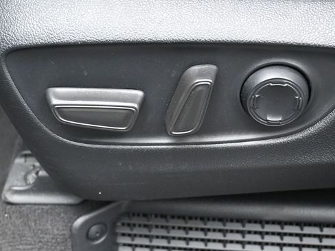 Certified 2024 Toyota Sienna XLE image 10