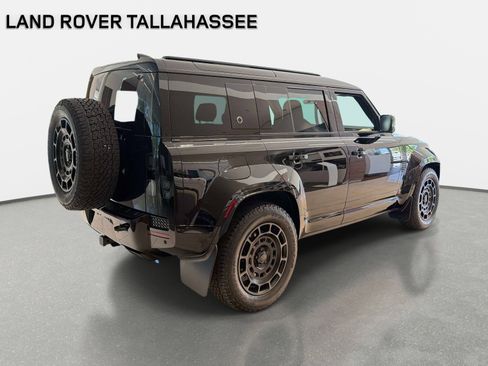 New 2026 Land Rover Defender 110 OCTA AWD/4WD image 5