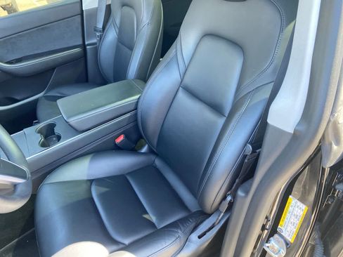 Used 2020 Tesla Model Y Long Range AWD/4WD image 10