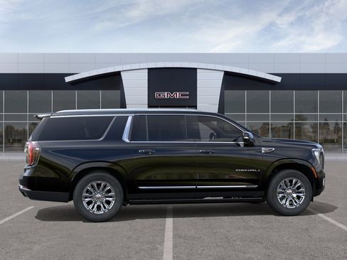 New 2026 GMC Yukon XL Denali w/ Sun & Power Step Package AWD/4WD image 29