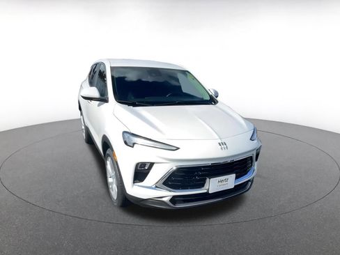 Used 2025 Buick Encore GX Preferred image 3