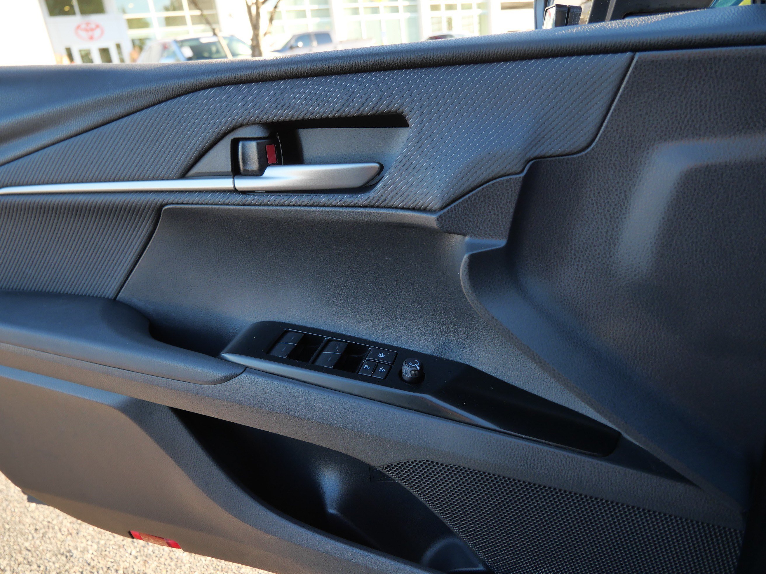Used 2026 Toyota Camry SE w/ Convenience Package FWD image 36