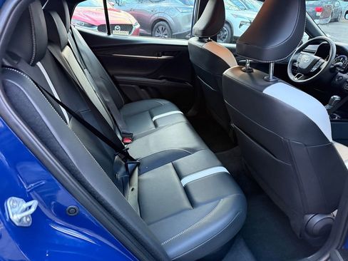 Used 2025 Toyota Camry SE image 28