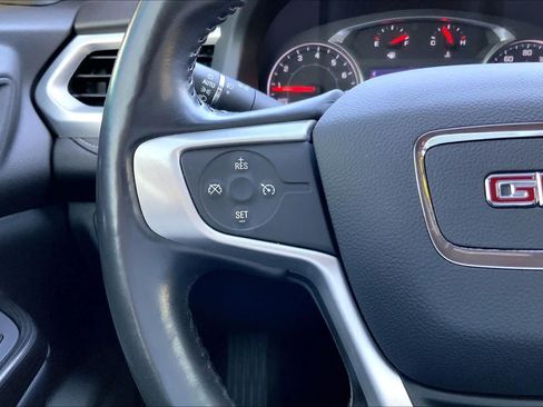 Used 2020 GMC Acadia SLT w/ Premium Package FWD image 24
