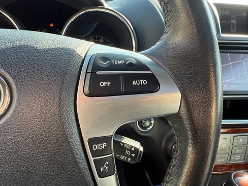 Used 2013 Toyota Highlander Limited image 33