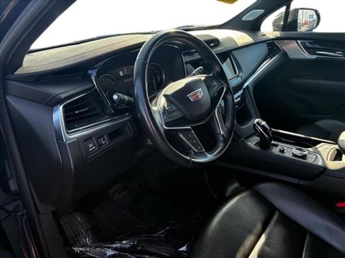 Used 2023 Cadillac XT5 Premium Luxury AWD/4WD image 13