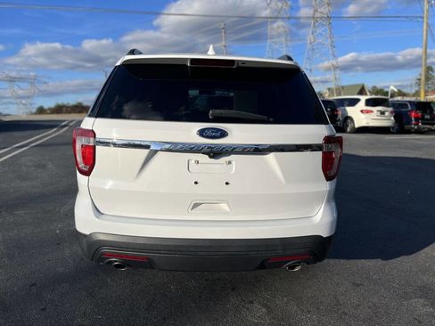 Used 2017 Ford Explorer FWD image 6