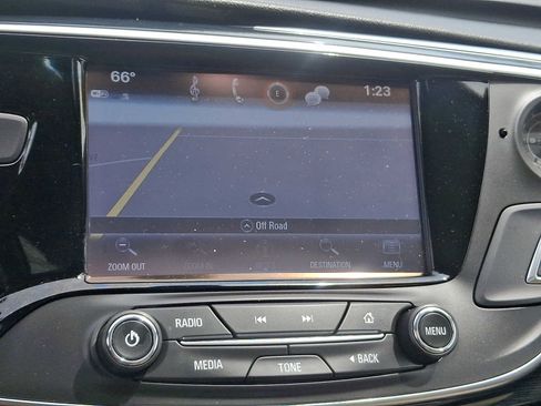 Used 2018 Buick Envision Essence AWD/4WD image 18
