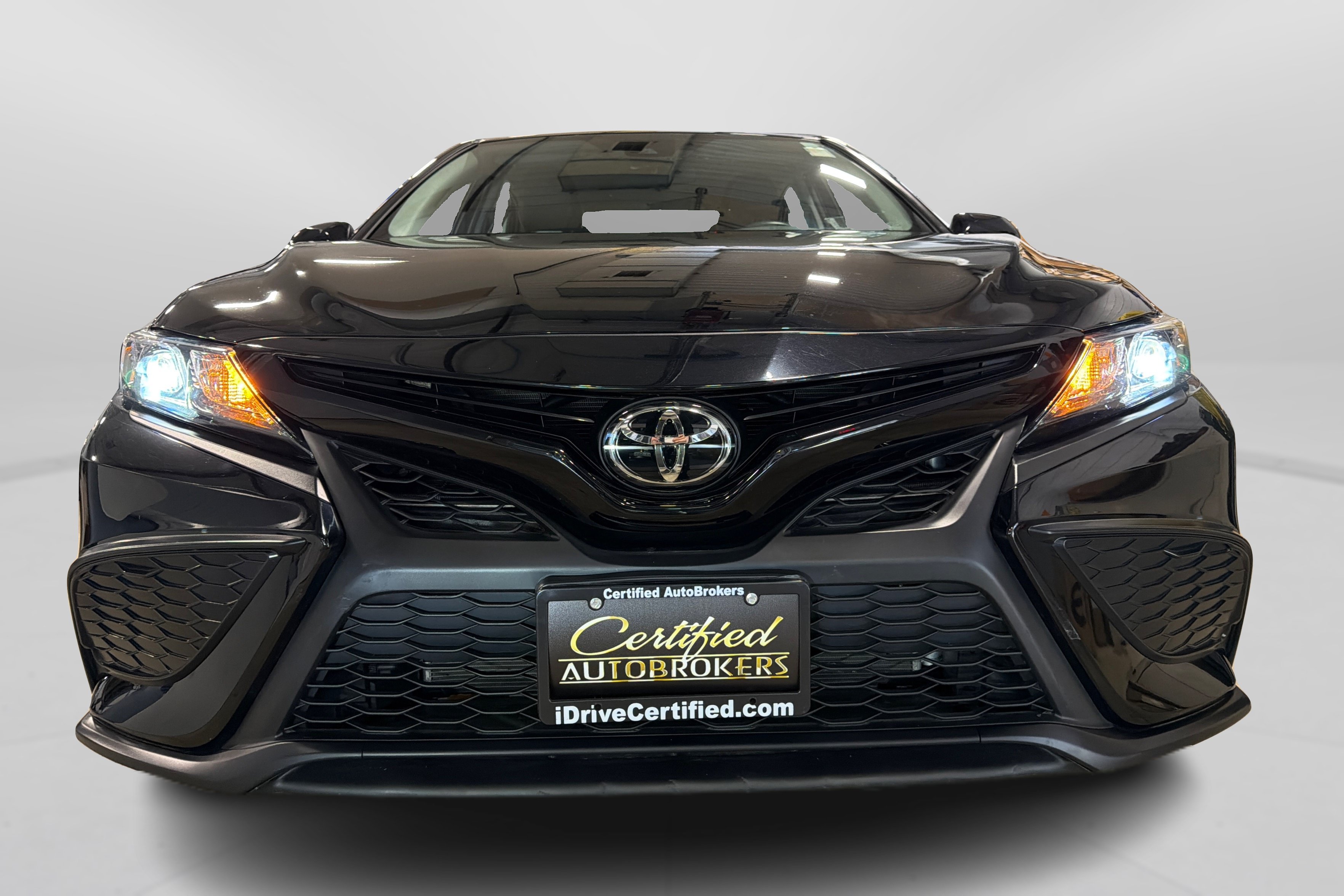 Used 2022 Toyota Camry SE AWD/4WD image 10