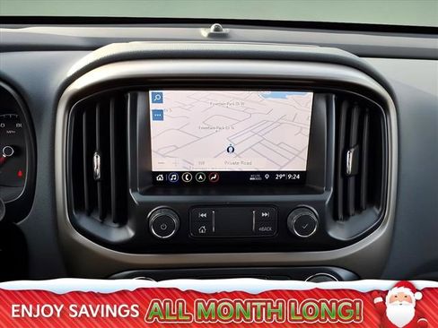 Used 2022 Chevrolet Colorado Z71 image 22