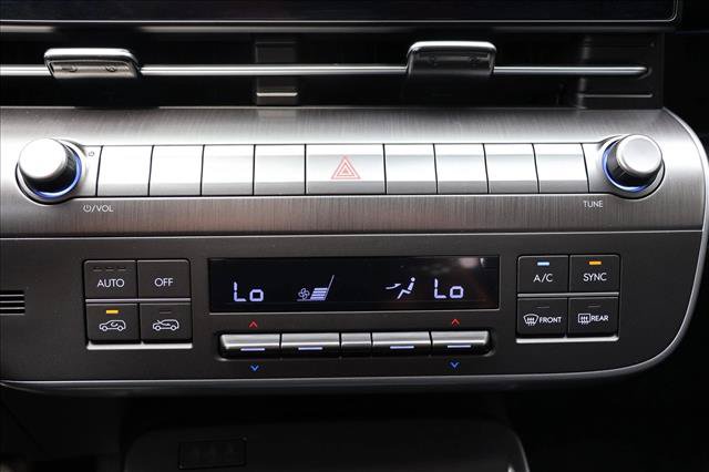 Used 2026 Hyundai Kona Limited FWD image 18