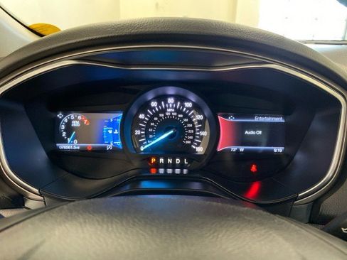 Certified 2020 Ford Fusion SE image 21