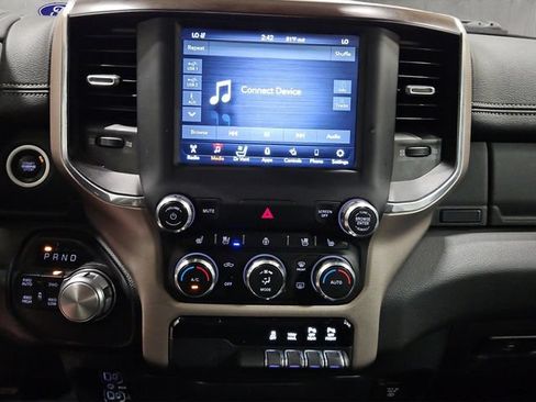 Used 2021 RAM 1500 Laramie AWD/4WD image 16