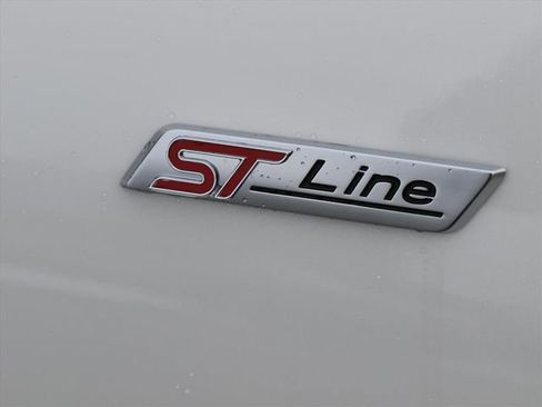 New 2026 Ford Escape ST-Line w/ Tech Pack #1 AWD/4WD image 8