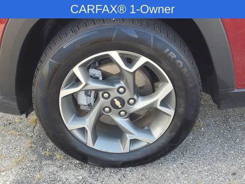 Used 2025 Chevrolet Trax LT FWD image 30