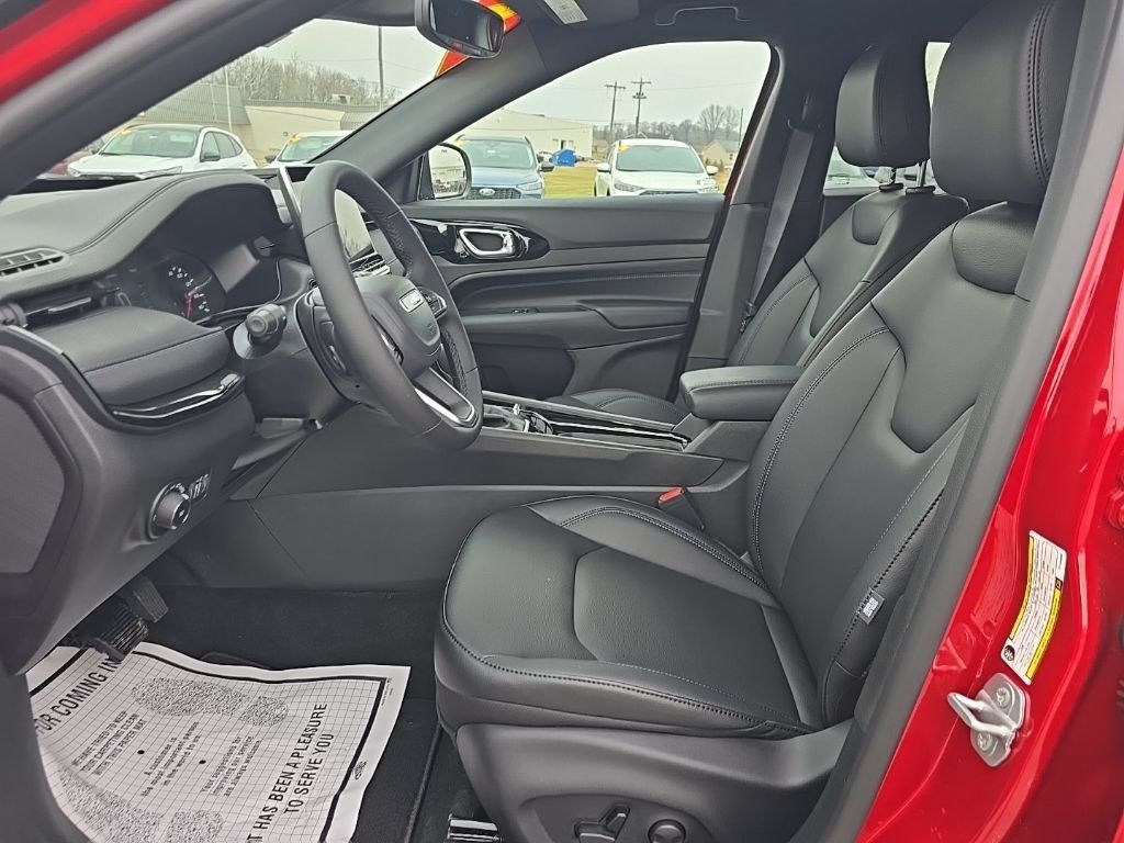 New 2026 Jeep Compass Limited AWD/4WD image 13
