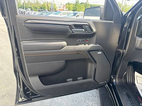 Used 2024 GMC Sierra 1500 AT4 w/ Technology Package AWD/4WD image 19