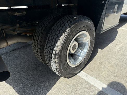 Used 2011 Chevrolet Silverado 3500 W/T w/ Skid Plate Package AWD/4WD image 13