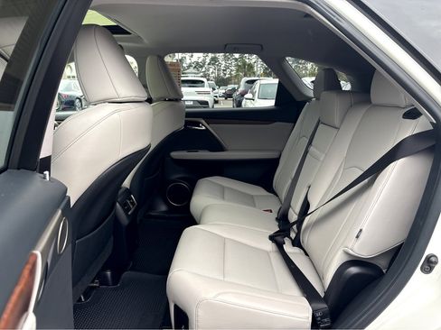 Used 2020 Lexus RX 350L Premium image 24