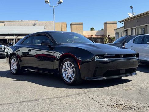 Used 2025 Dodge Charger Daytona R/T w/ Quick Order Package 25M R/T AWD/4WD image 5