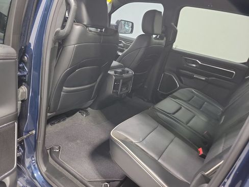 Used 2023 RAM 1500 Laramie AWD/4WD image 32