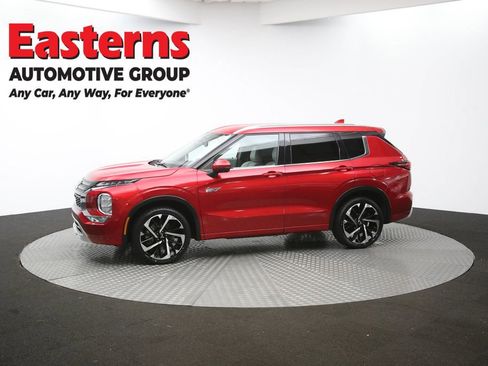 Used 2023 Mitsubishi Outlander SEL image 58