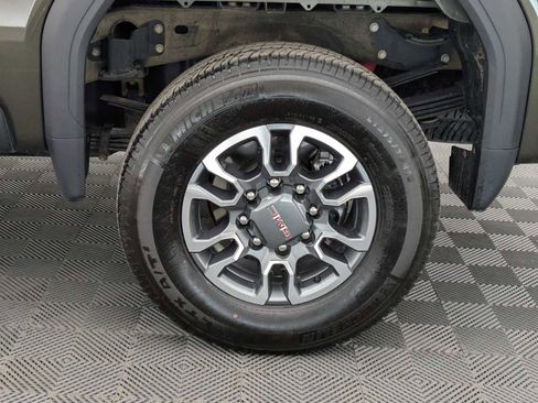 Used 2022 GMC Sierra 3500 AT4 w/ Gooseneck/5TH Wheel Package AWD/4WD image 13