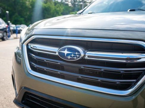 Used 2019 Subaru Outback 2.5i Premium AWD/4WD image 13