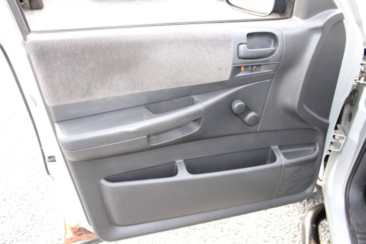 Used 2003 Dodge Dakota Sport AWD/4WD image 18