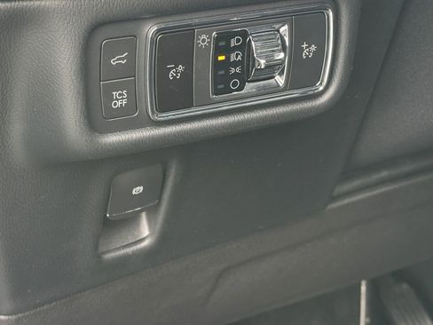 Used 2022 Lincoln Nautilus Reserve FWD image 22