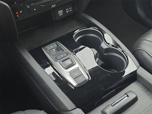 Used 2020 Honda Pilot Touring image 30