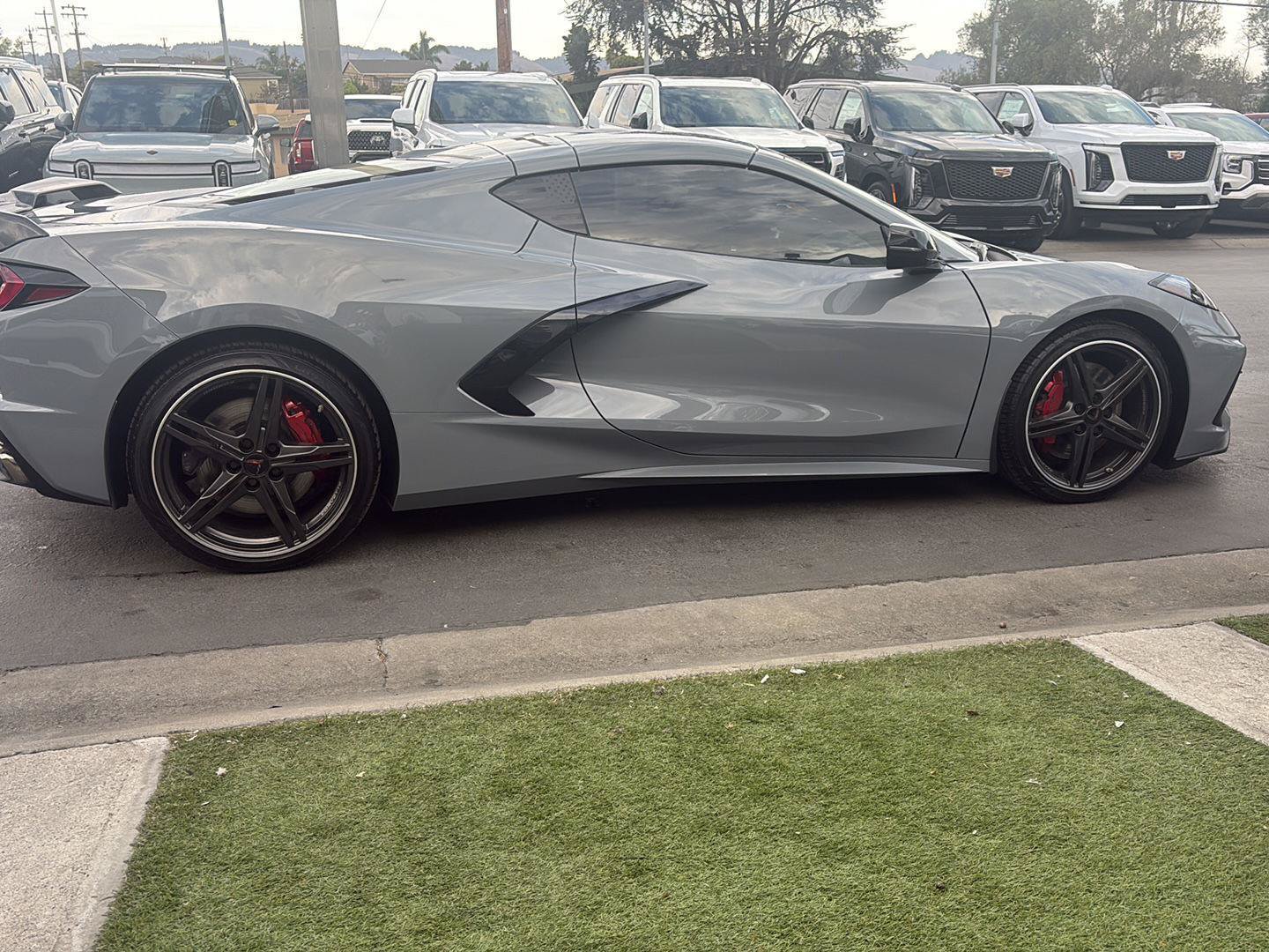 Used 2024 Chevrolet Corvette Stingray Preferred Cpe w/ Z51 Performance Package RWD image 8
