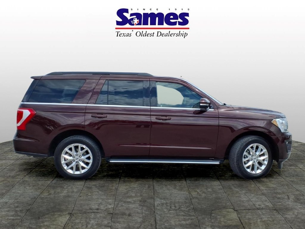 Used 2021 Ford Expedition XLT RWD image 2
