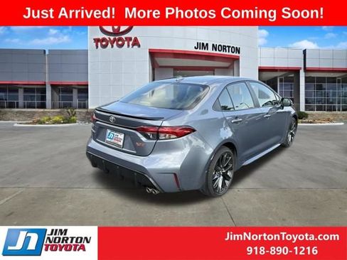 Used 2025 Toyota Corolla XSE FWD image 6