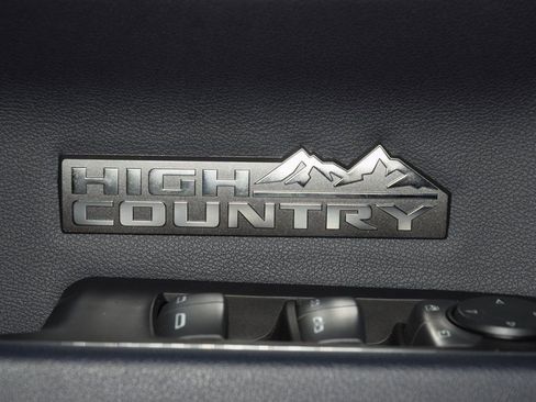 Used 2022 Chevrolet Silverado 1500 High Country w/ High Country Premium Package image 47