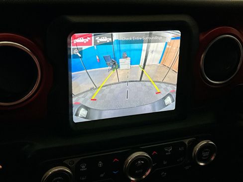 Used 2021 Jeep Gladiator Rubicon image 23