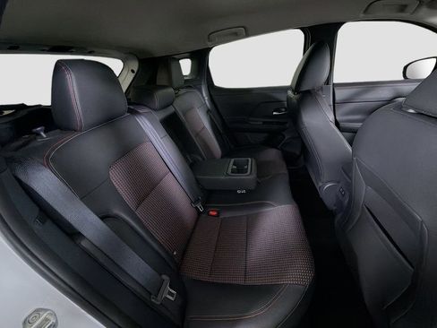 Used 2025 Nissan Kicks SR FWD image 25