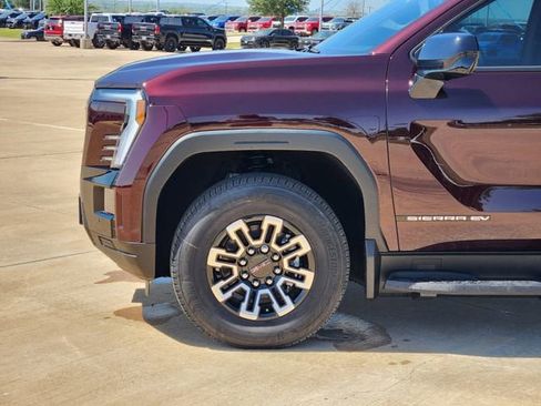 New 2026 GMC Sierra EV Elevation image 22